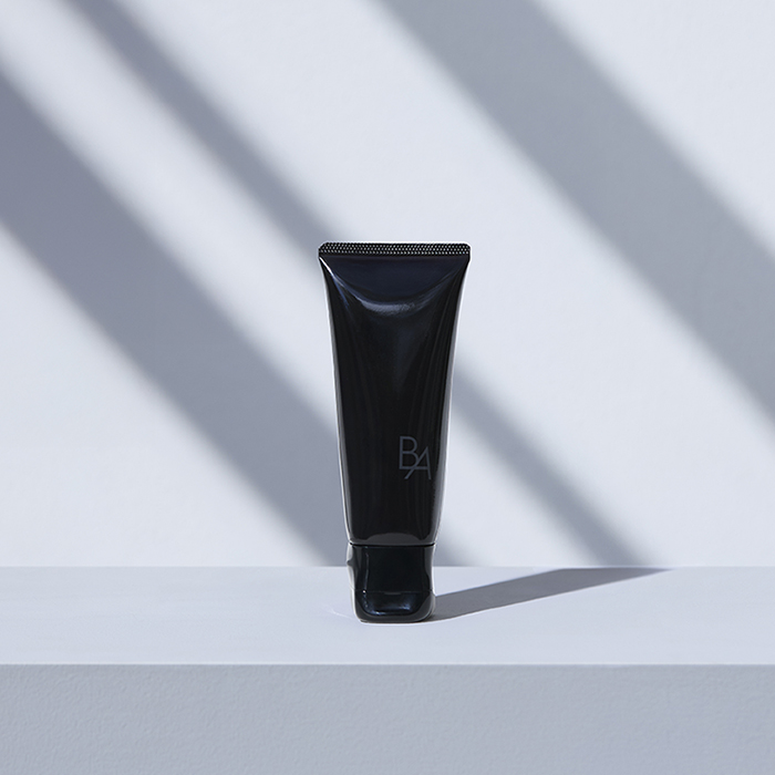 宝丽碧艾净透亮采洁面膏